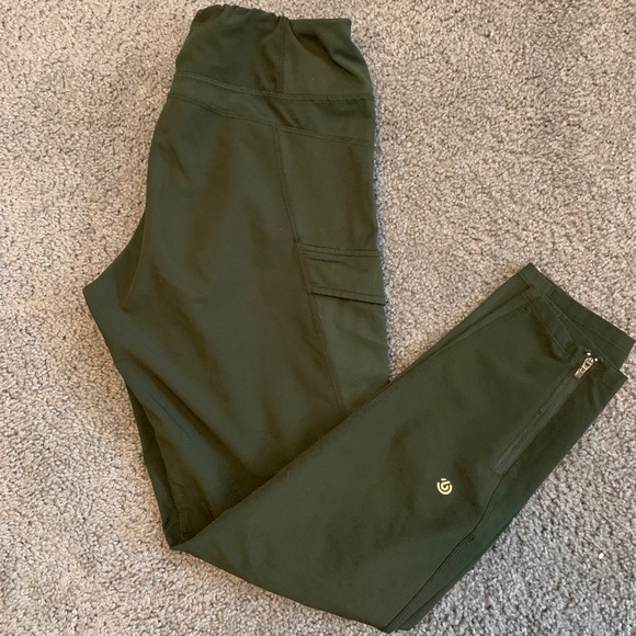 Champion Pants - Green Champion athletic pants/joggers